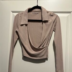 Abercrombie & Fitch Tan V-Neck Sweater with Ribbed Knit